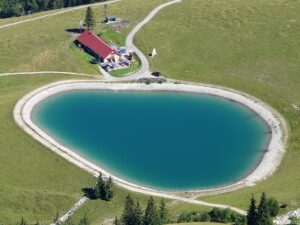 Regenrückhaltebecken, RRB, Retentionsbecken, Retentionsteich, Teichbau Teichreinigung24 Berlin Brandenburg Oranienburg Nauen Schöneiche Erkner